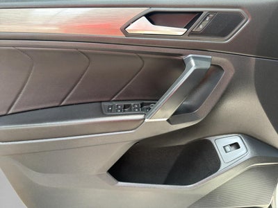 2020 Volkswagen Tiguan 1.4 Comfortline 7p At piel