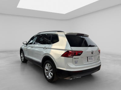 2020 Volkswagen Tiguan 1.4 Comfortline 7p At piel