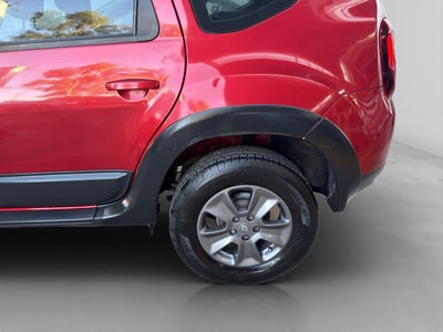 2017 Renault Duster 2.0 Dynamic Media Nav At