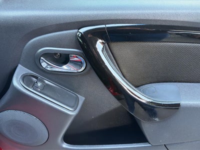 2017 Renault Duster 2.0 Dynamic Media Nav At