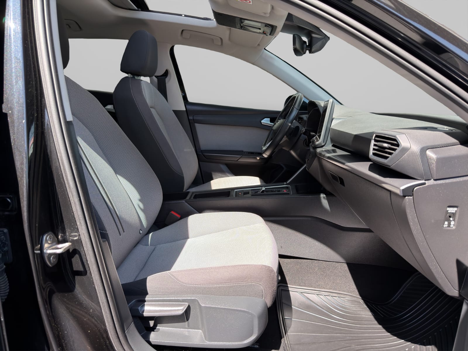 2025 Seat Leon Style