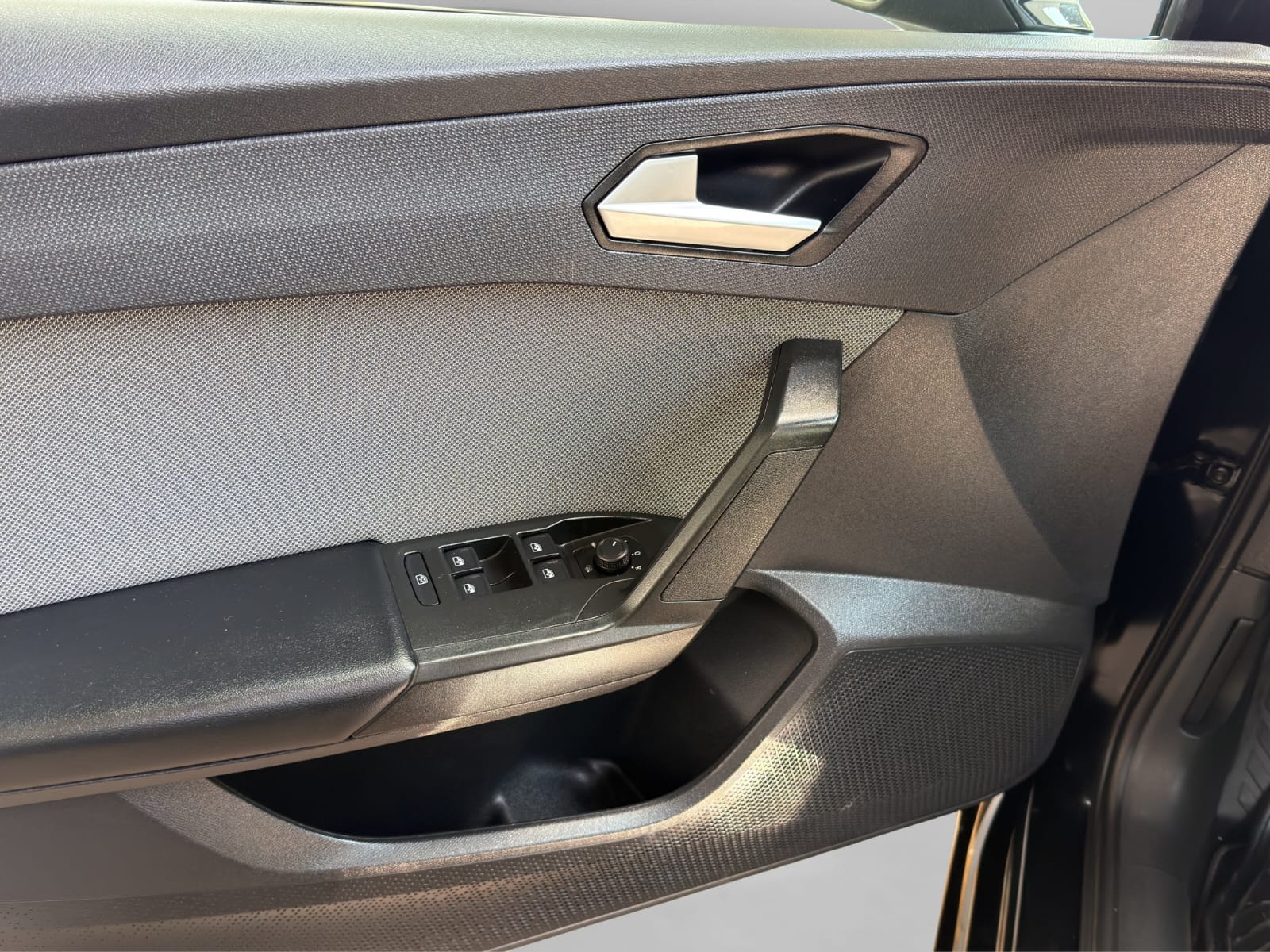 2025 Seat Leon Style