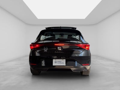 2025 Seat Leon Style