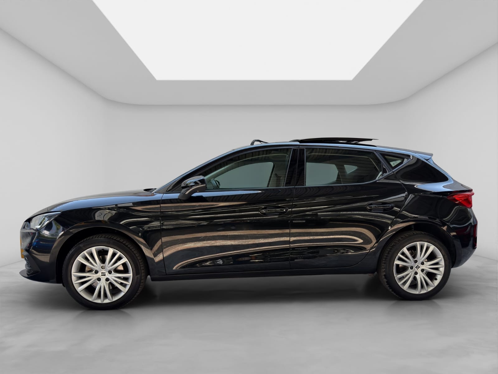 2025 Seat Leon Style