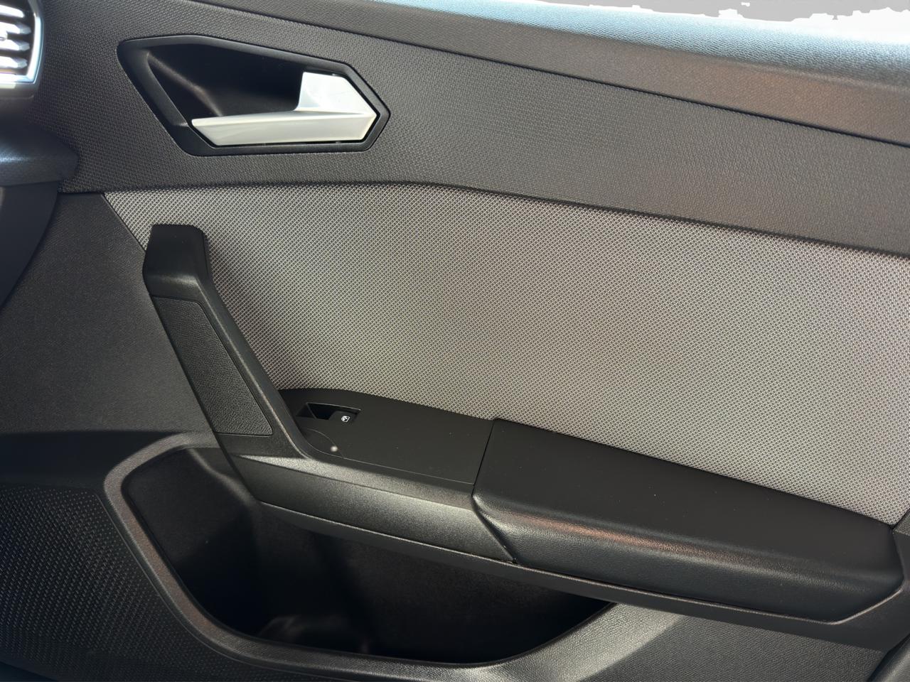 2025 Seat Leon Style 1.4 TSI 150 HP DSG 8VEL