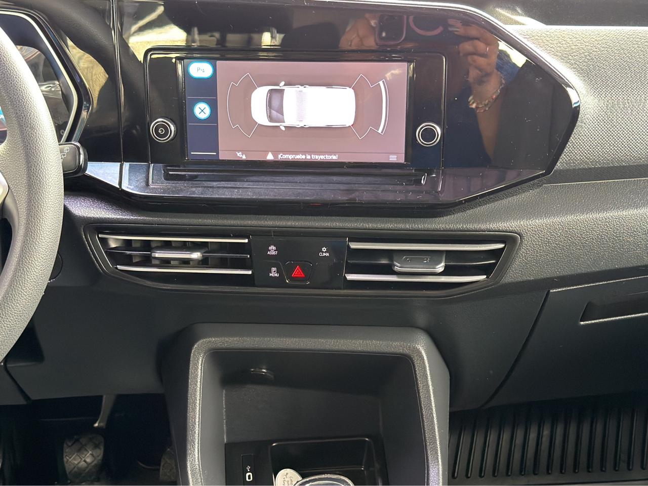 2023 Volkswagen Caddy Pasajeros 1.6 LT Manual 6 Vel
