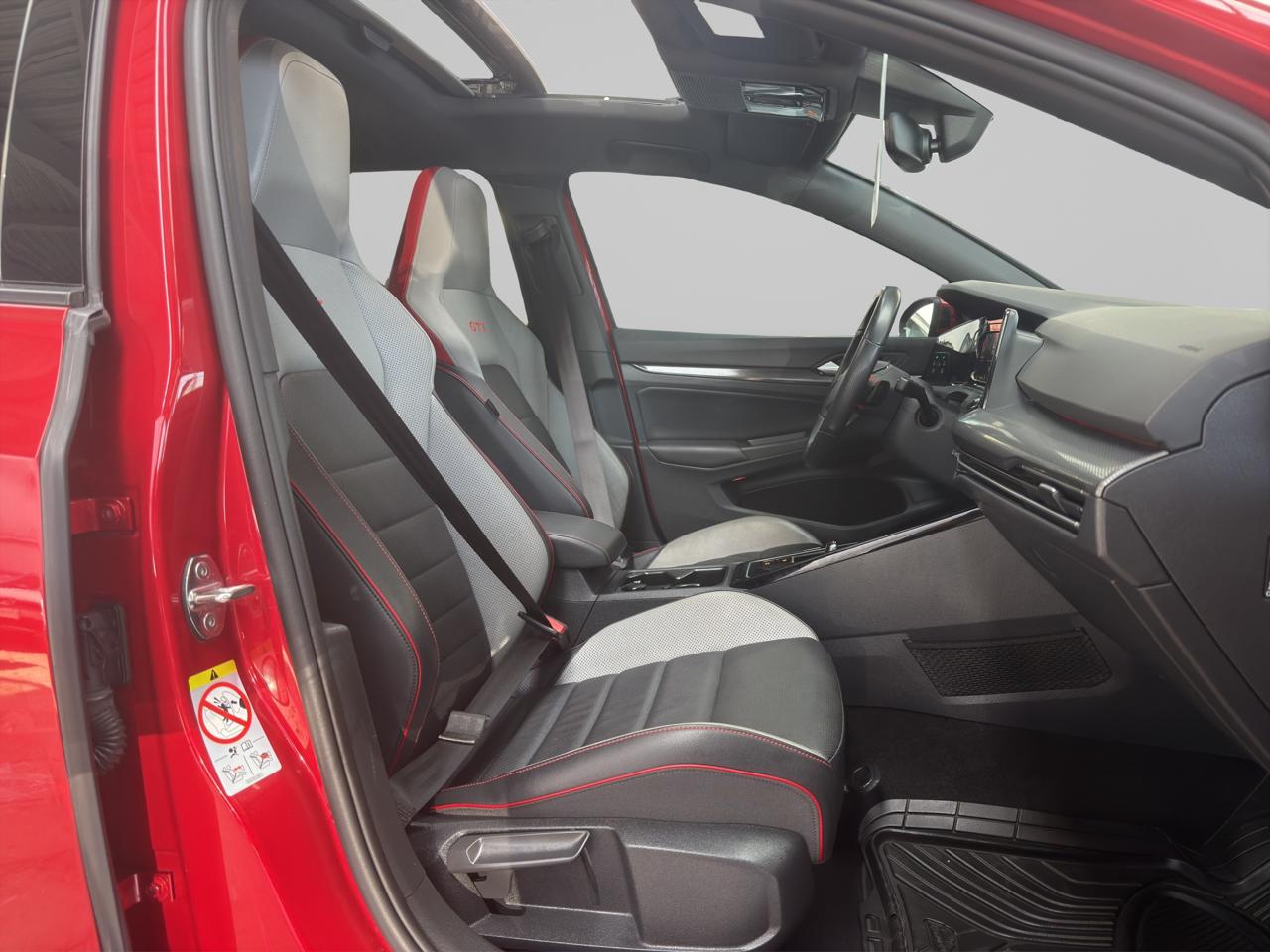 2024 Volkswagen Golf 2.0 GTI Dsg Navegación Piel At