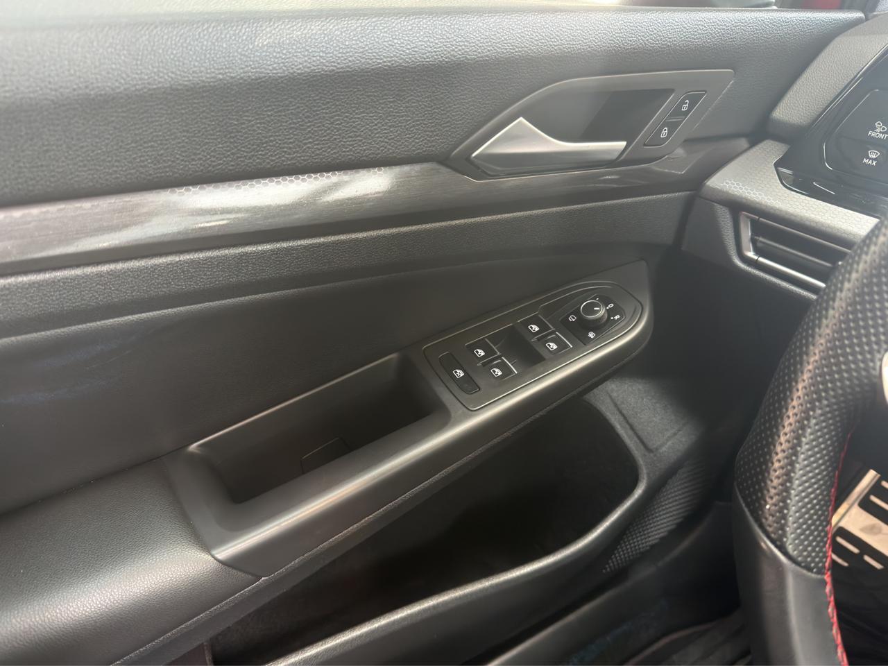 2024 Volkswagen Golf 2.0 GTI Dsg Navegación Piel At