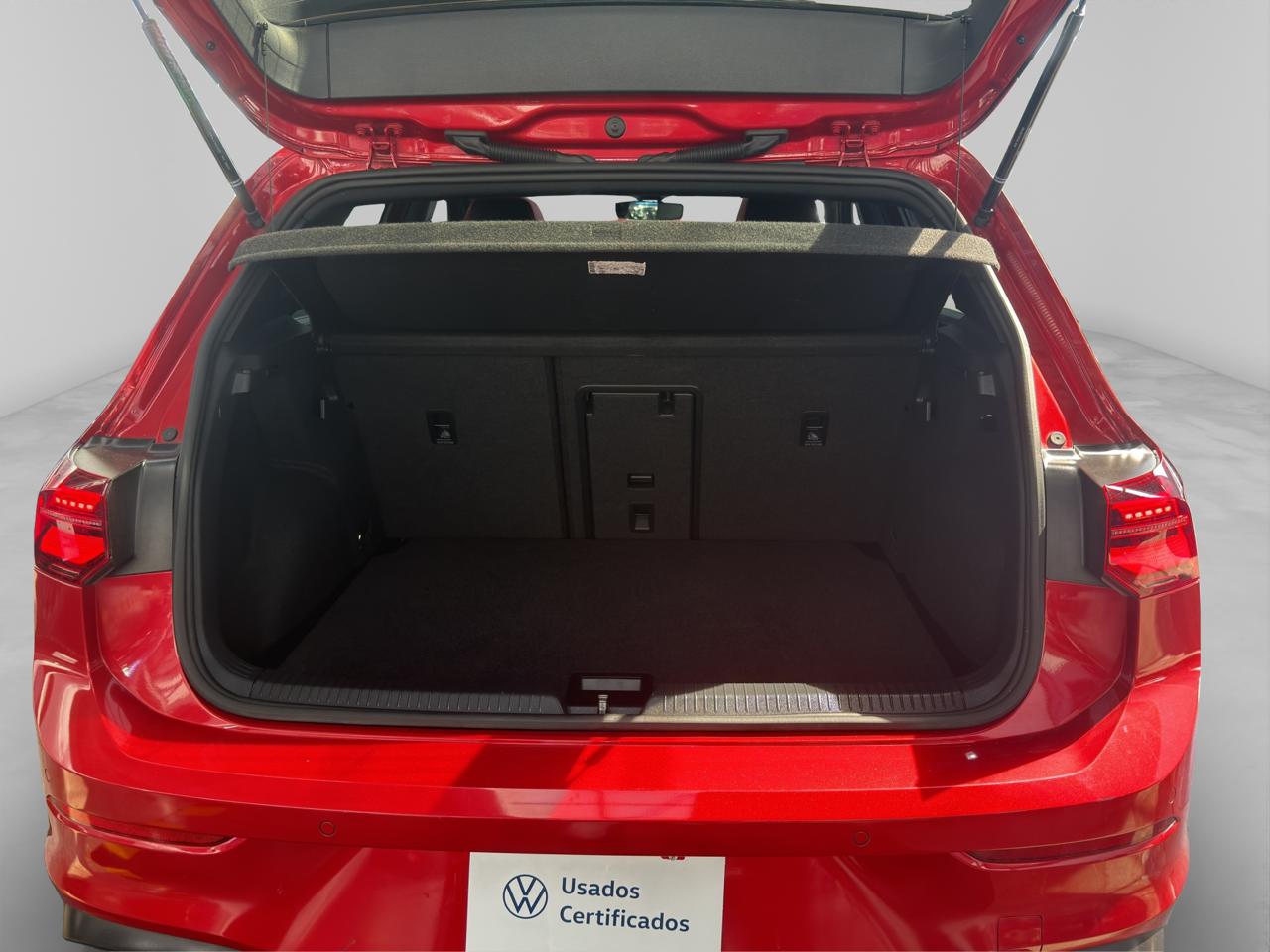 2024 Volkswagen Golf 2.0 GTI Dsg Navegación Piel At