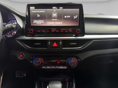 2023 Kia Forte 2.0 GT Line Sedan At