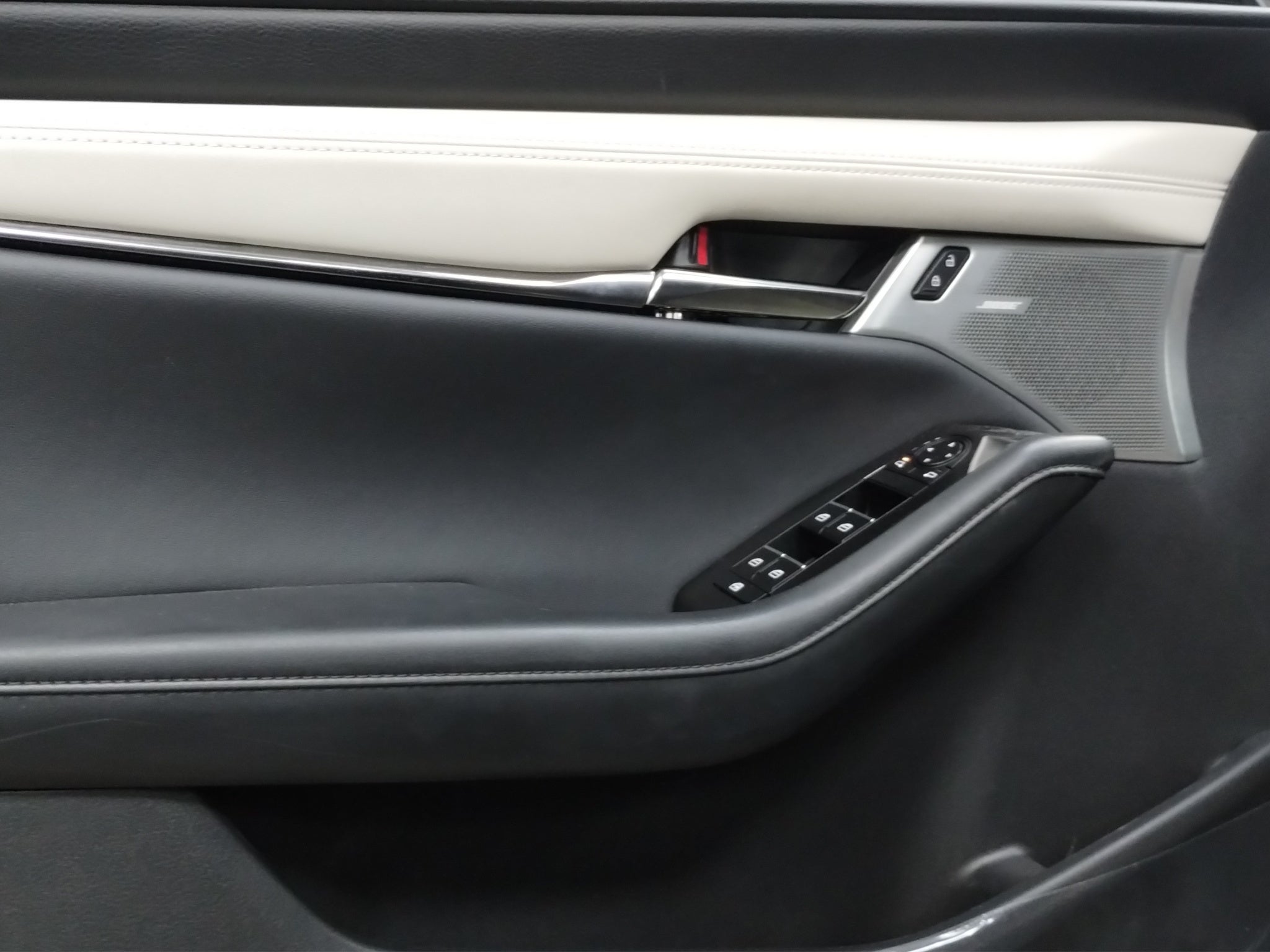 2025 Mazda Mazda 3 2.5 Signature Sedan At