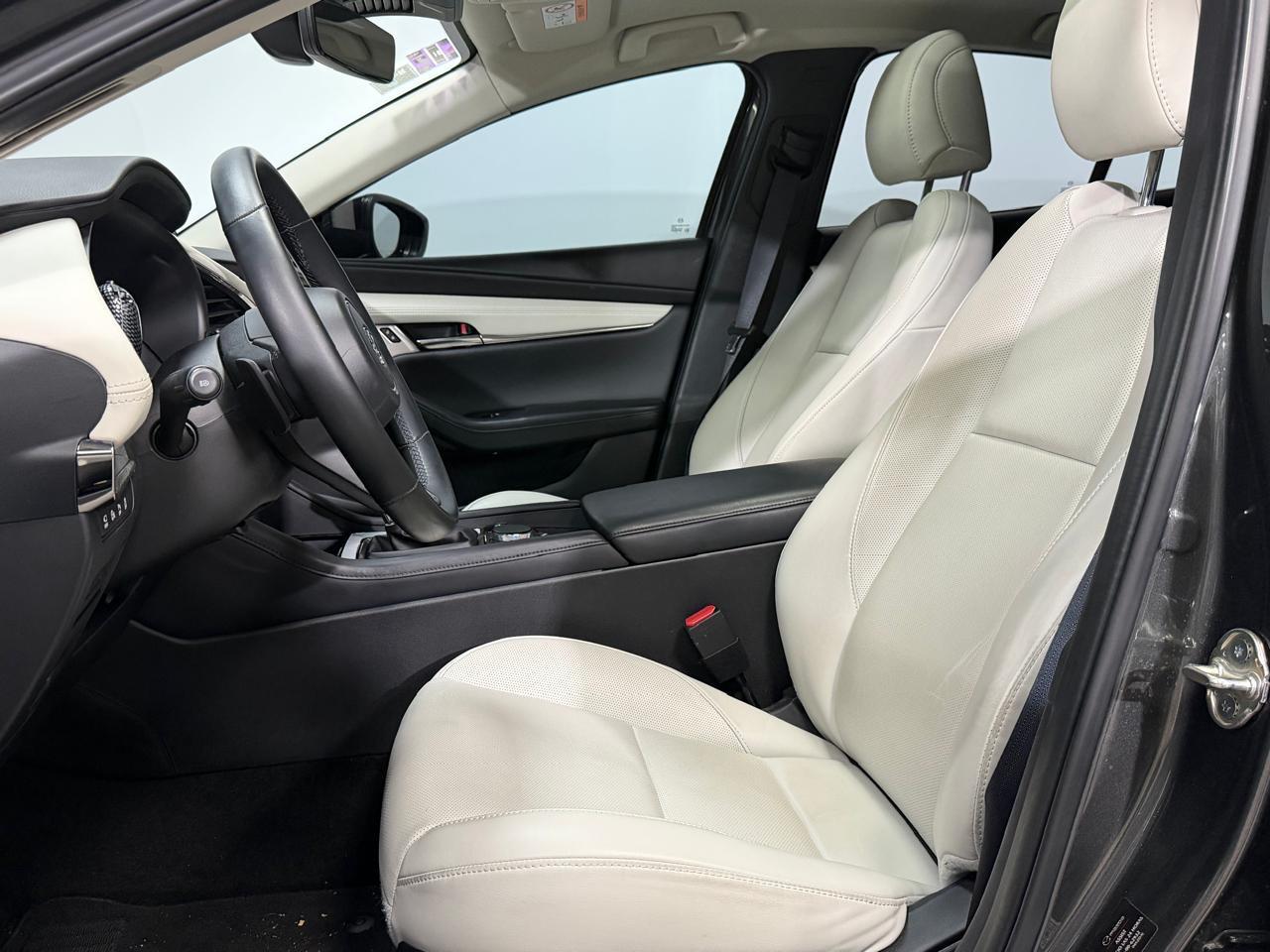 2025 Mazda Mazda 3 2.5 Signature Sedan At