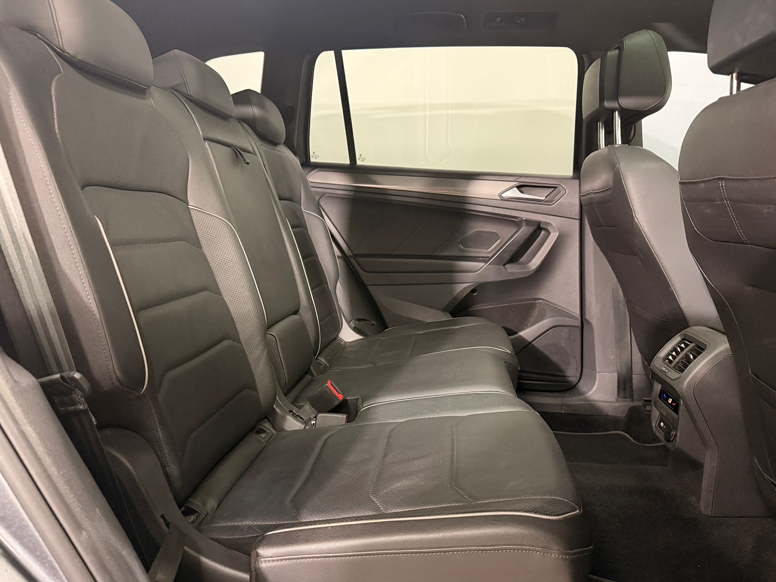 2023 Volkswagen Tiguan 1.4 R-Line At