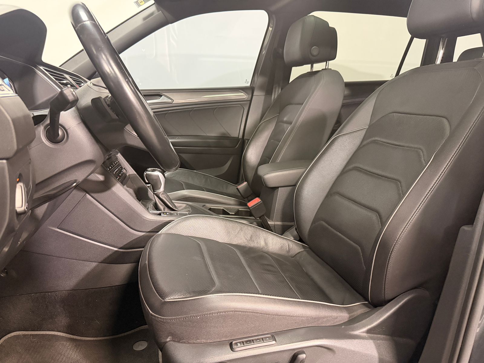 2023 Volkswagen Tiguan 1.4 R-Line At