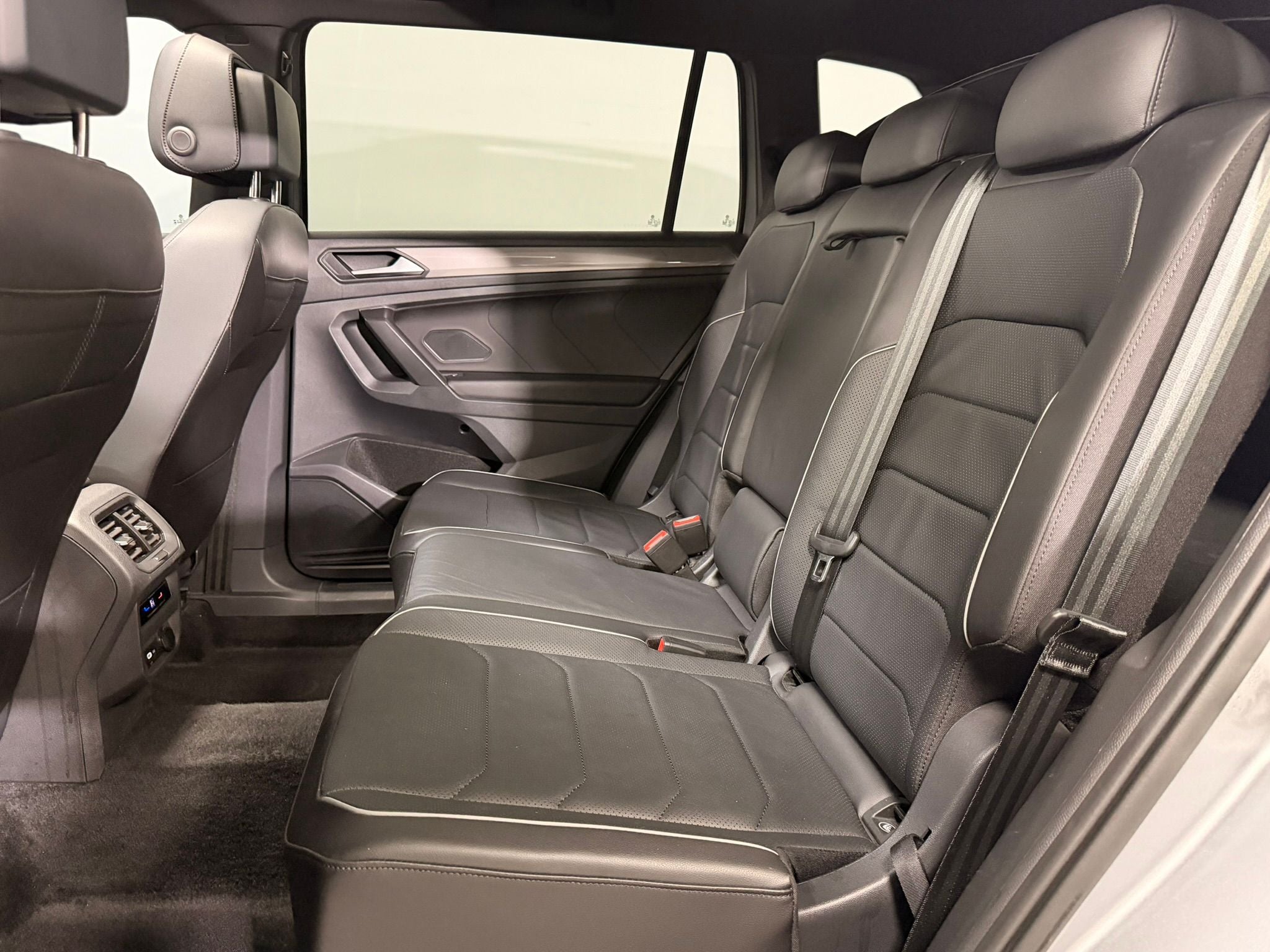 2024 Volkswagen Tiguan 1.4 R-Line At