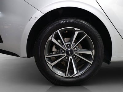 2024 Kia Forte 2.0 Lxs At