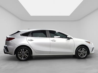 2024 Kia Forte 2.0 Lxs At