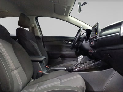 2024 Kia Forte 2.0 Lxs At
