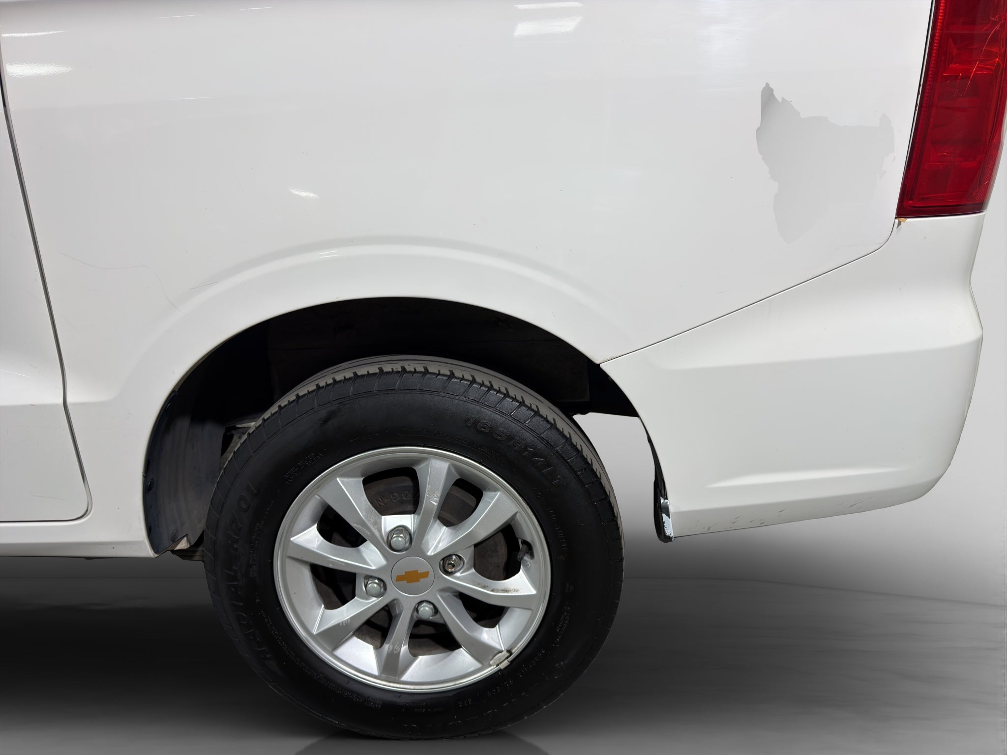 2024 Chevrolet Tornado 1.5 Van Cargo Ls Mt