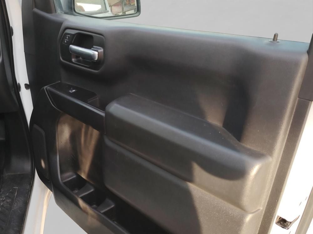 2020 Chevrolet Silverado 2 PTS CABINA REGULAR