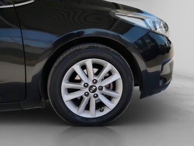 2018 Kia Forte 2.0 EX 4 p At