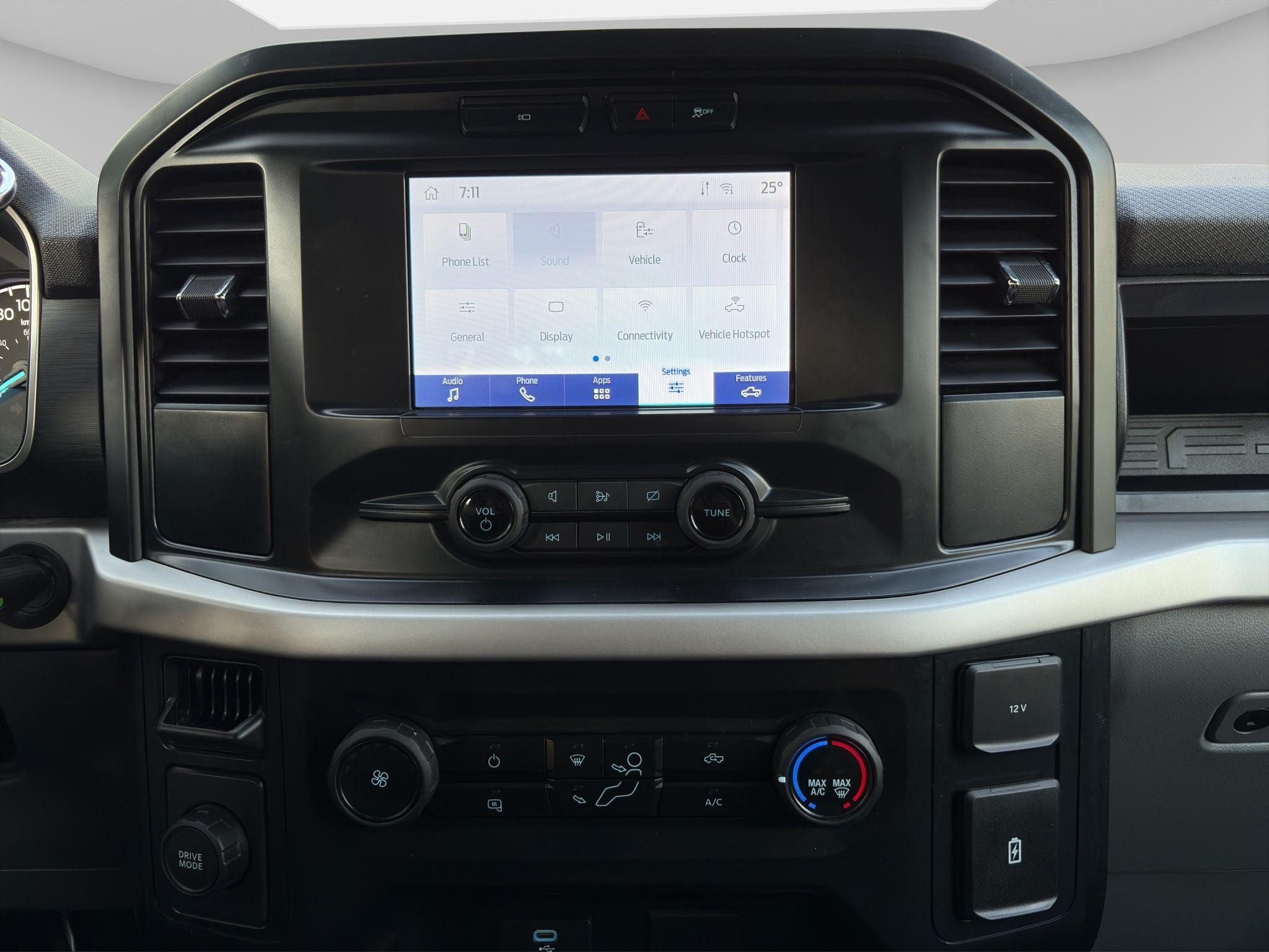 2023 Ford F-150 3.3 XL Doble Cabina V6 4x2 At