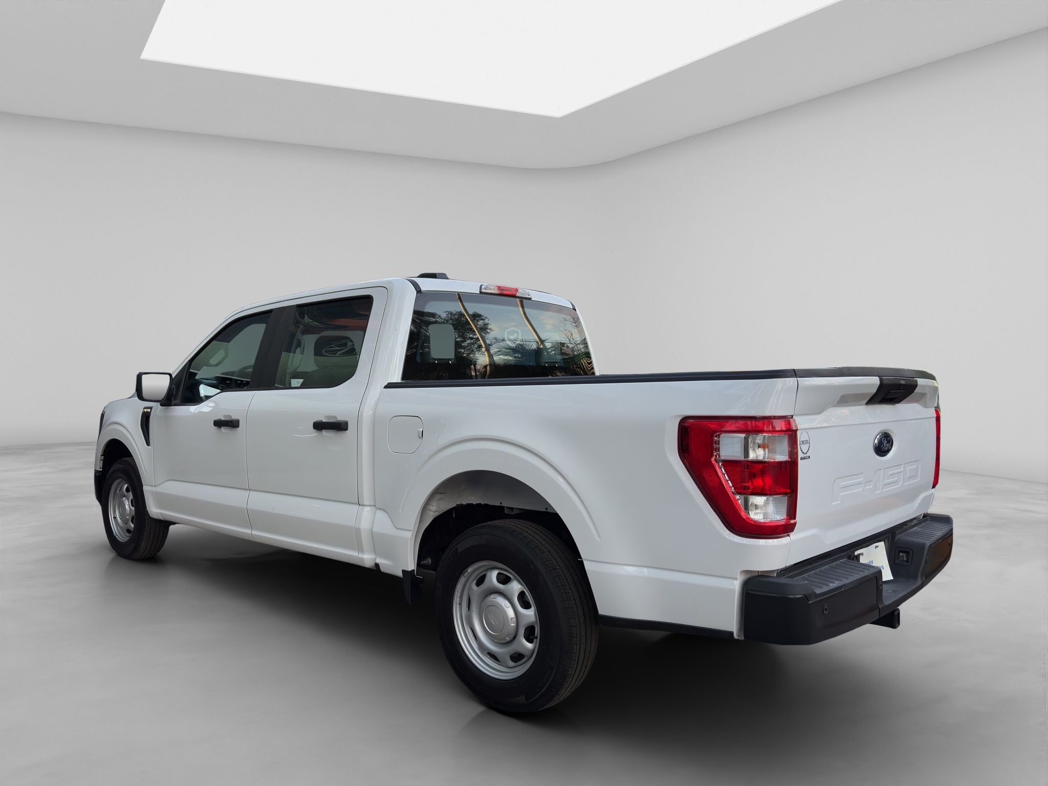 2023 Ford F-150 3.3 XL Doble Cabina V6 4x2 At