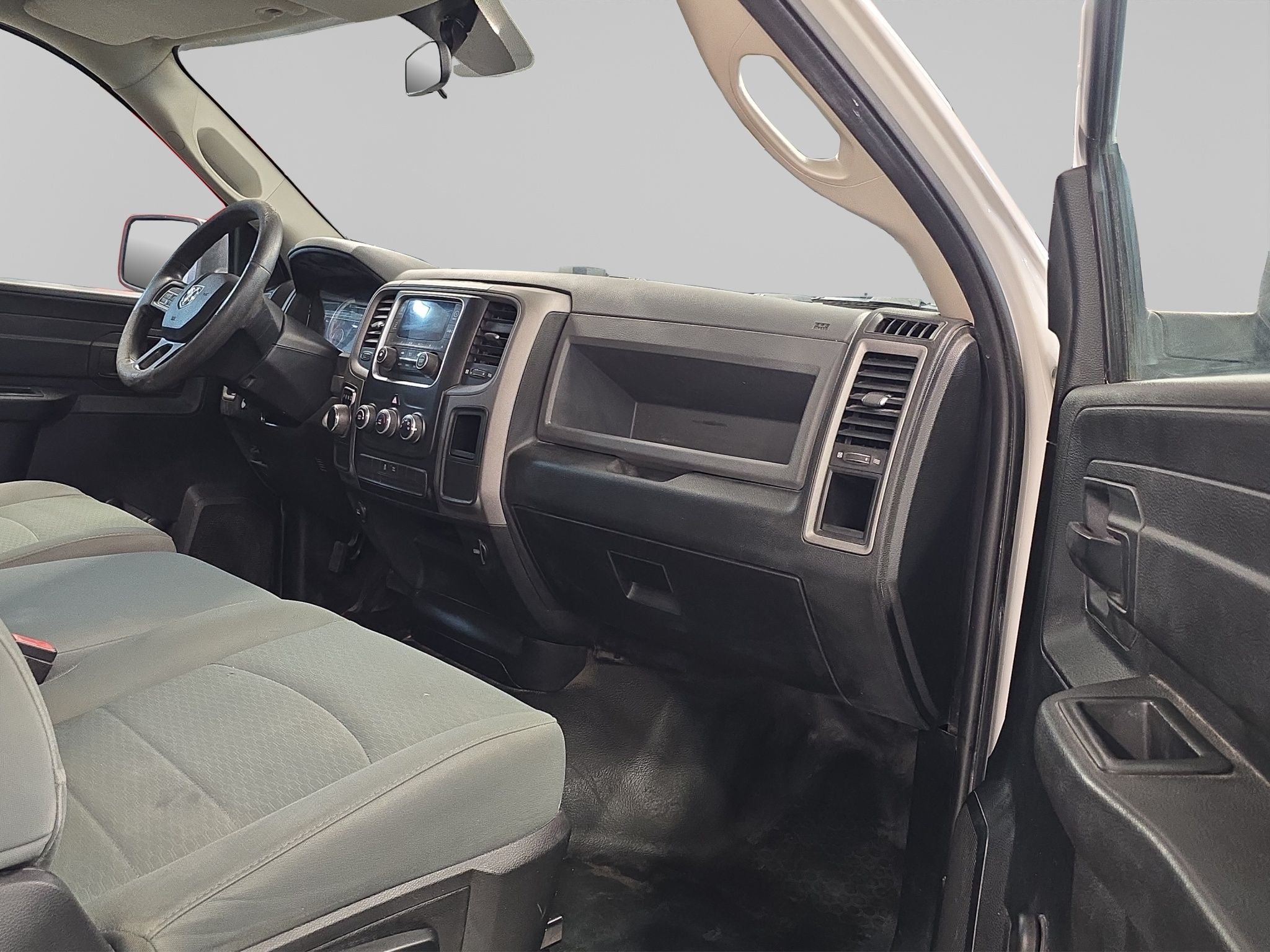 2020 RAM 1500 3.3 V6 XL Cab Regular 4x2 AT