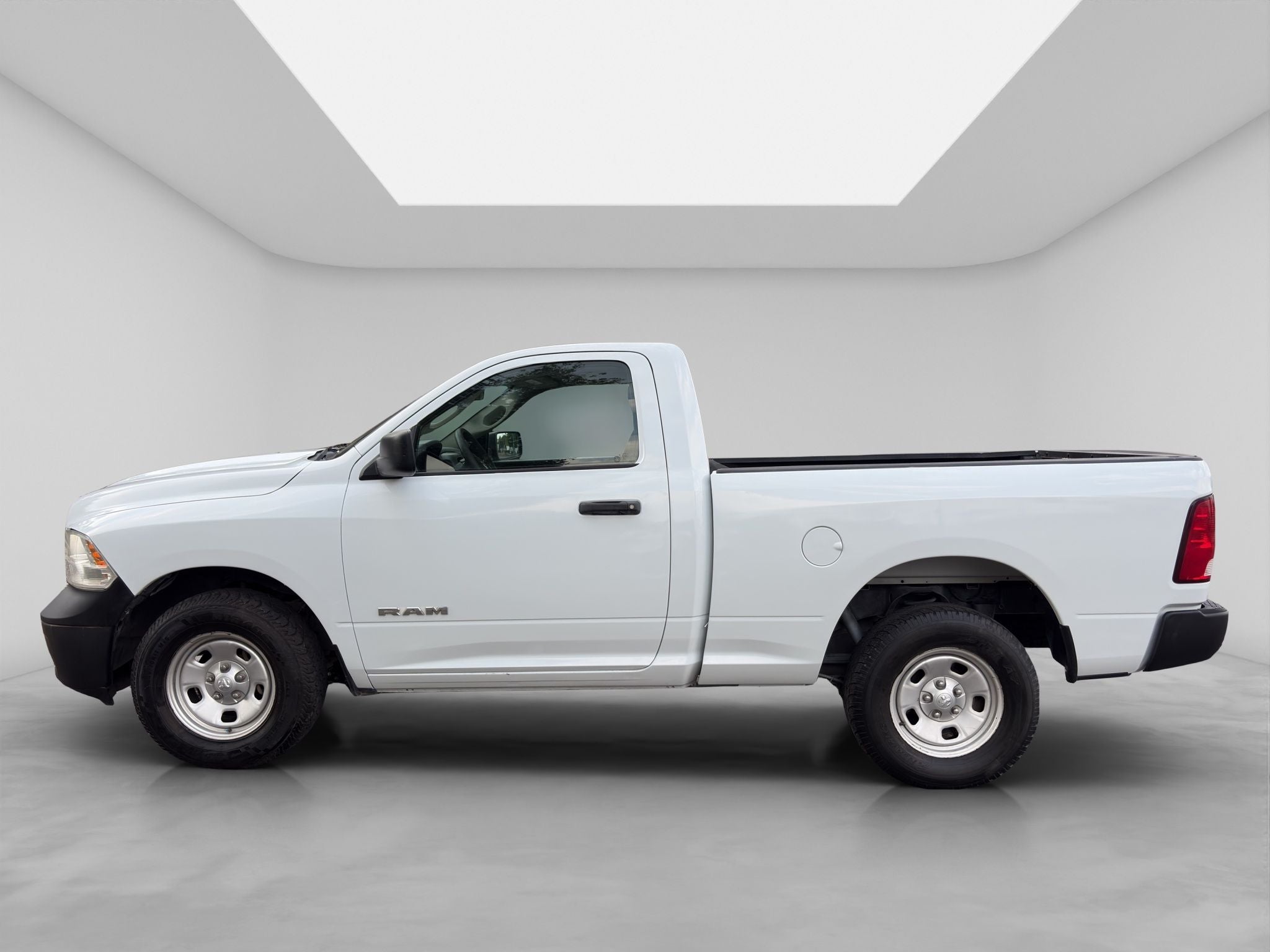 2020 RAM 1500 3.3 V6 XL Cab Regular 4x2 AT