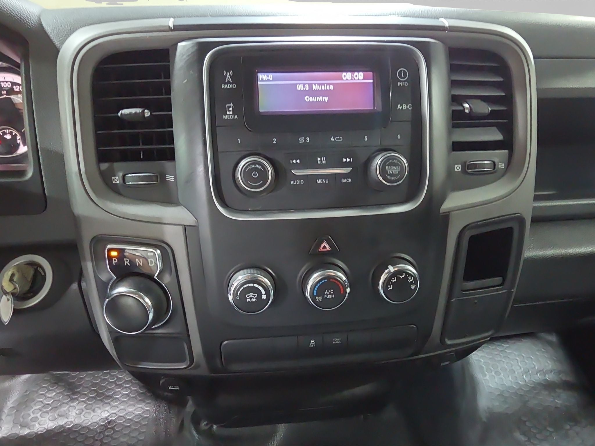 2020 RAM 1500 3.3 V6 XL Cab Regular 4x2 AT