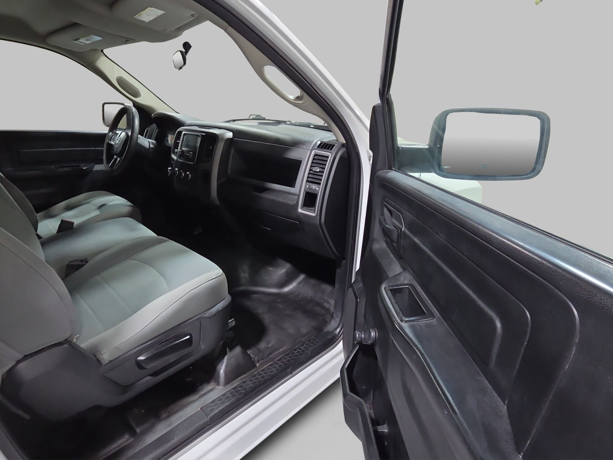 2020 RAM 1500 3.3 V6 XL Cab Regular 4x2 AT