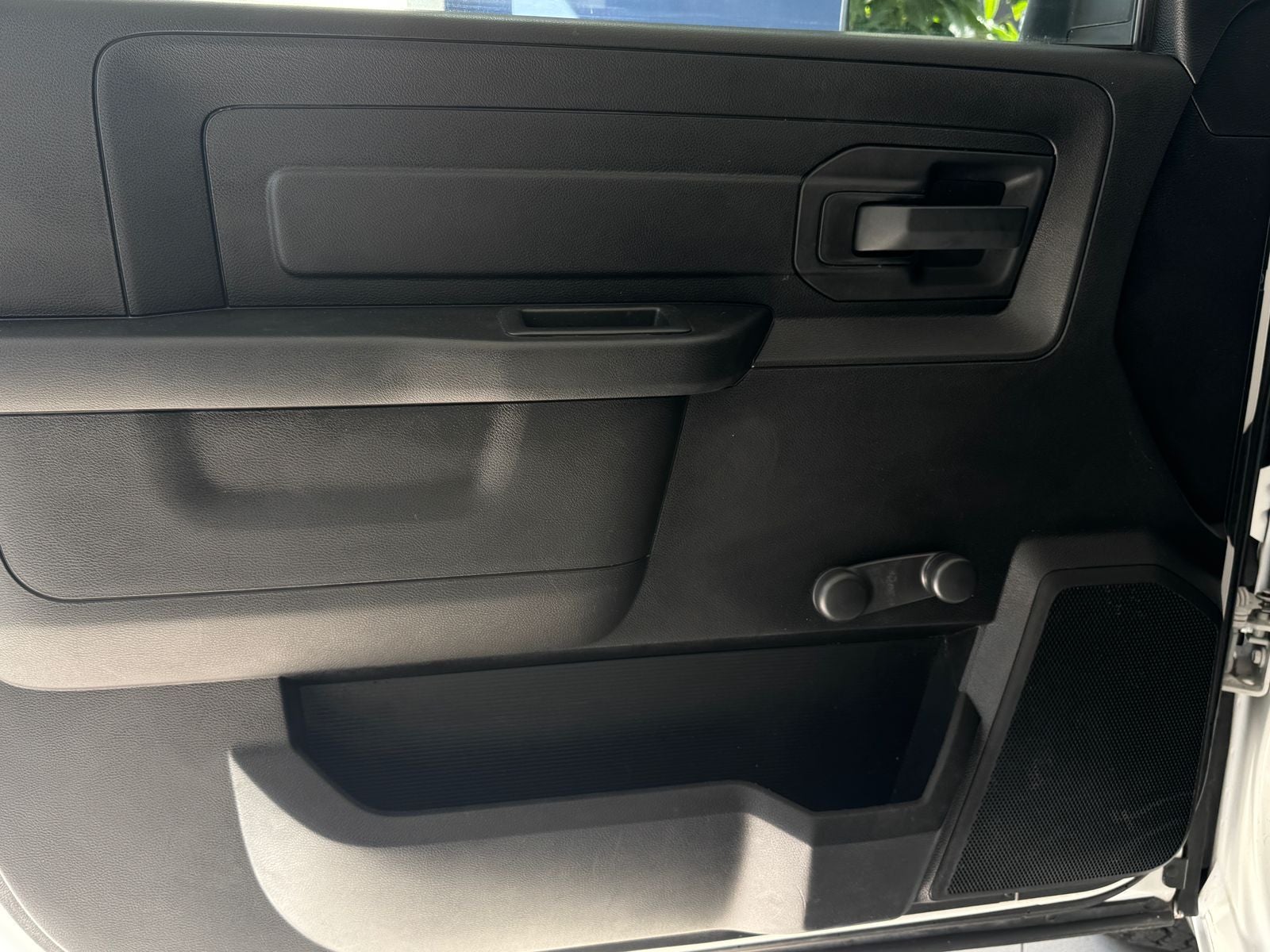 2020 RAM 1500 3.3 V6 XL Cab Regular 4x2 AT