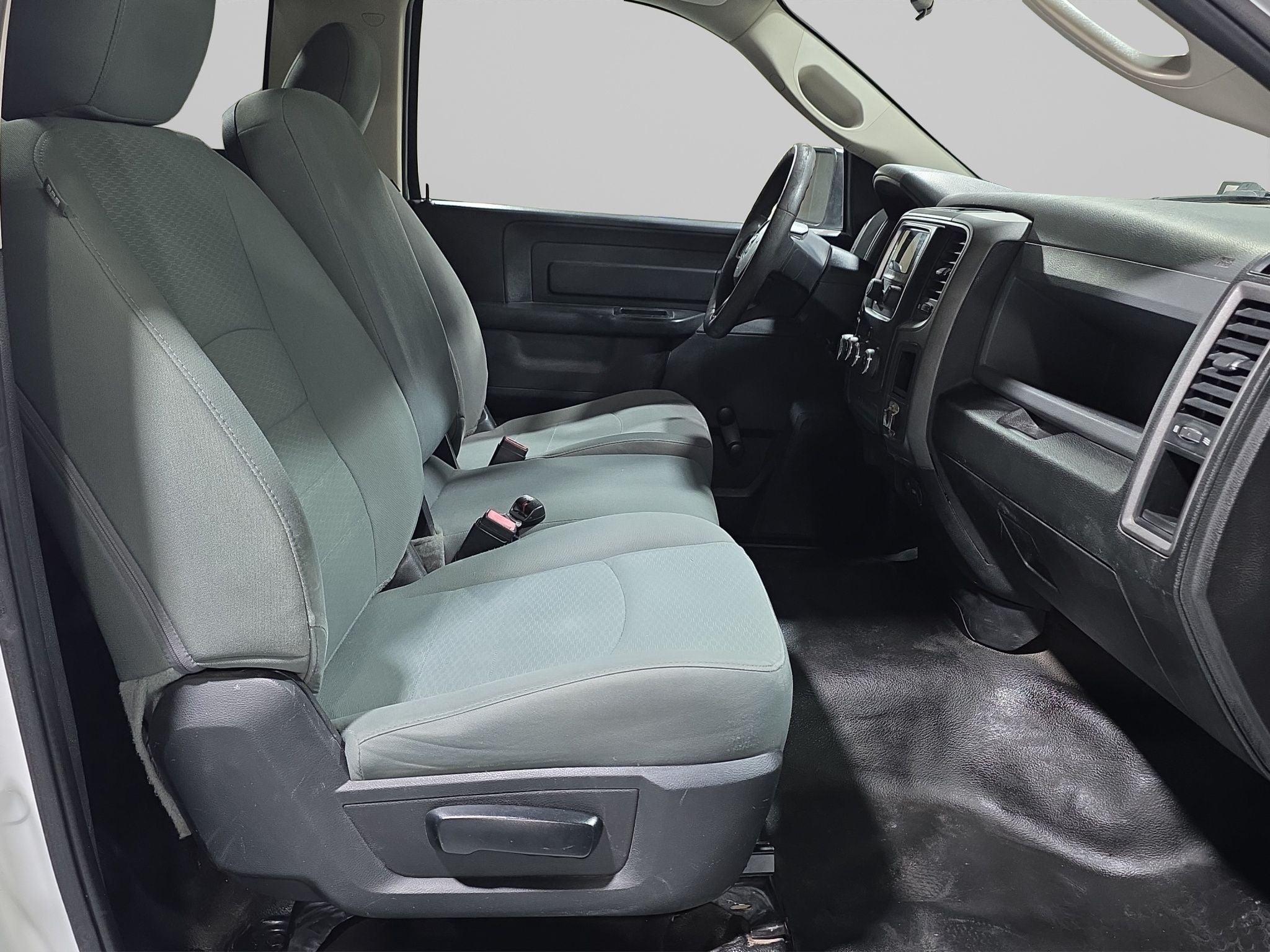2020 RAM 1500 3.3 V6 XL Cab Regular 4x2 AT