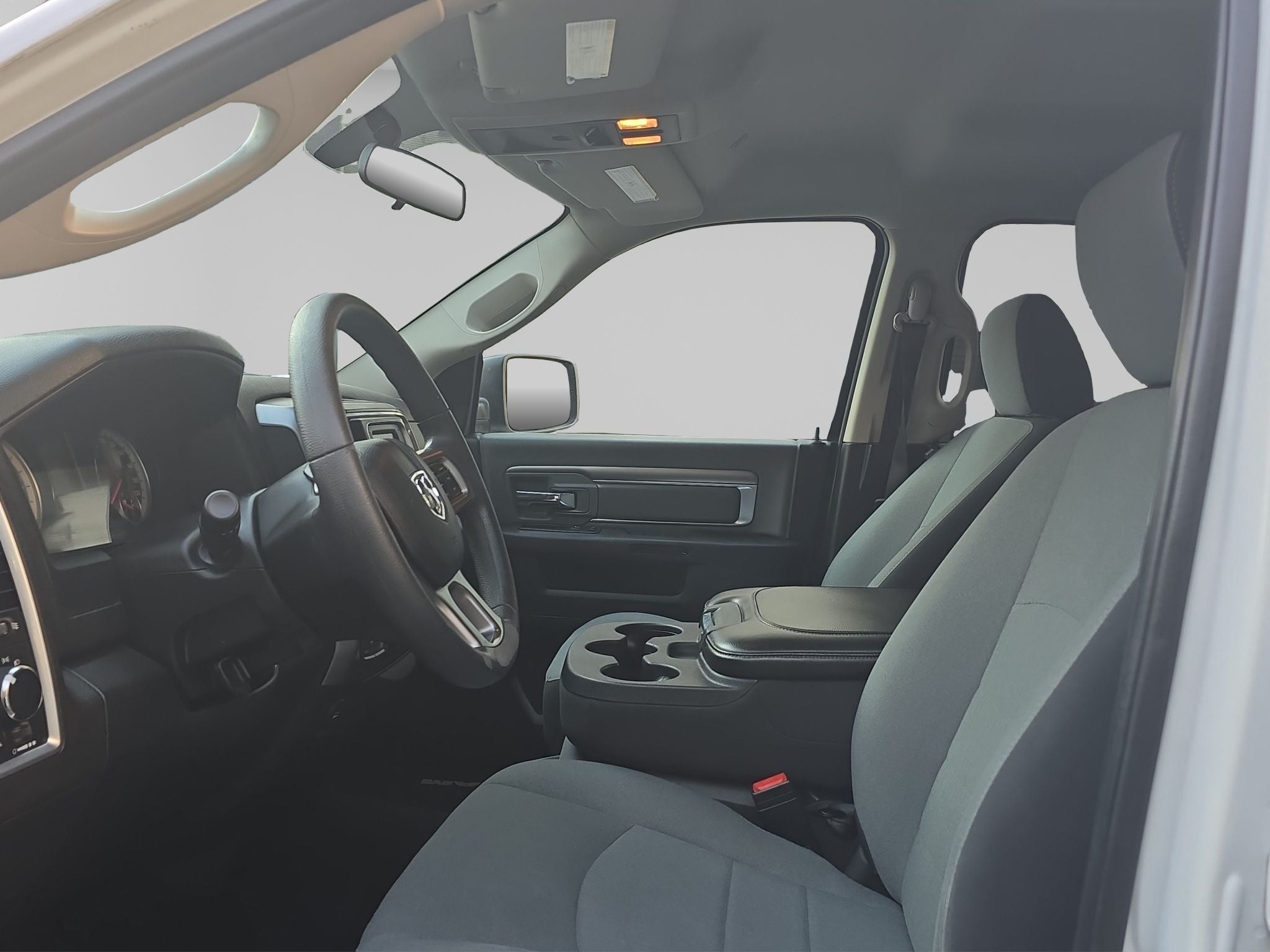 2020 RAM 1500 SLT Trabajo Crew Cab