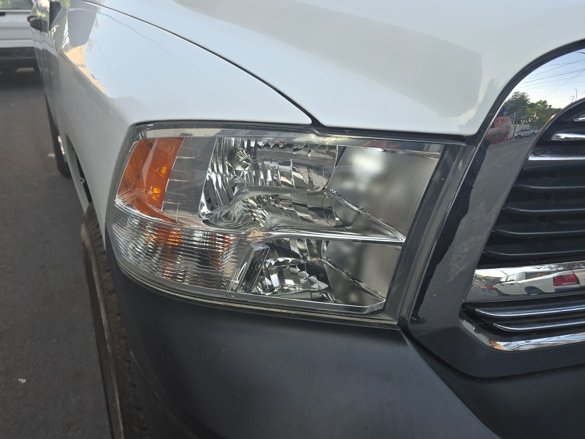 2020 RAM 1500 SLT Trabajo Crew Cab