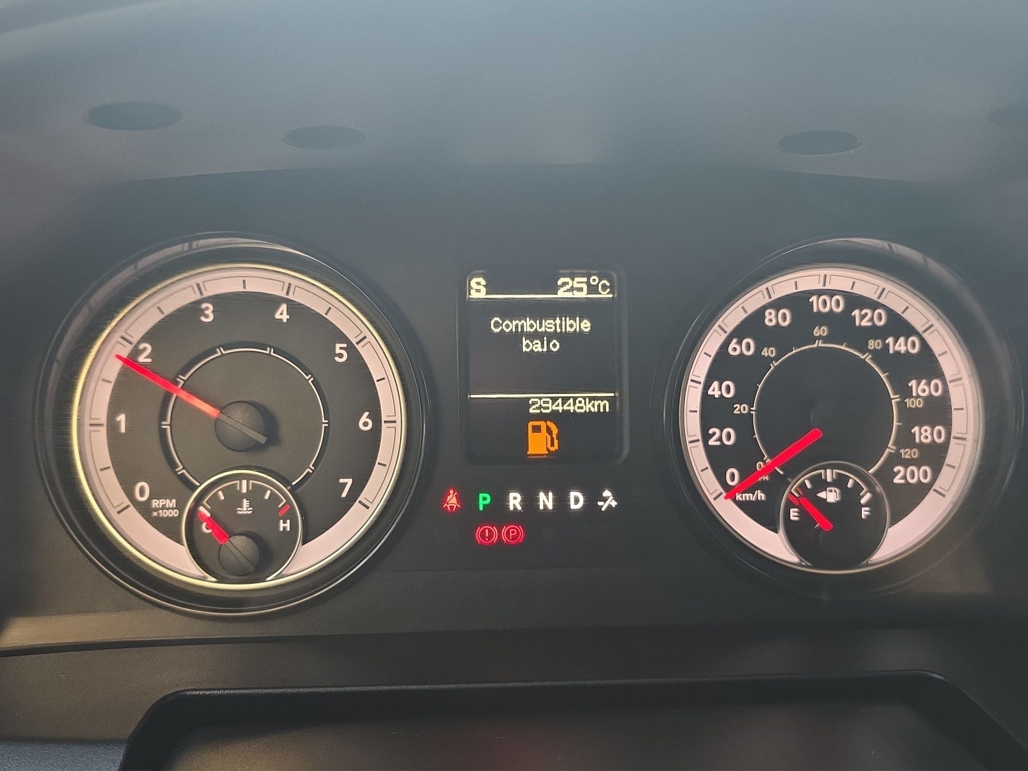 2020 RAM 1500 SLT Trabajo Crew Cab