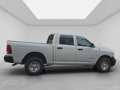 2020 RAM 1500 SLT Trabajo Crew Cab