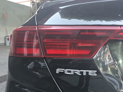 2022 Kia Forte 1.6 GT Hb At