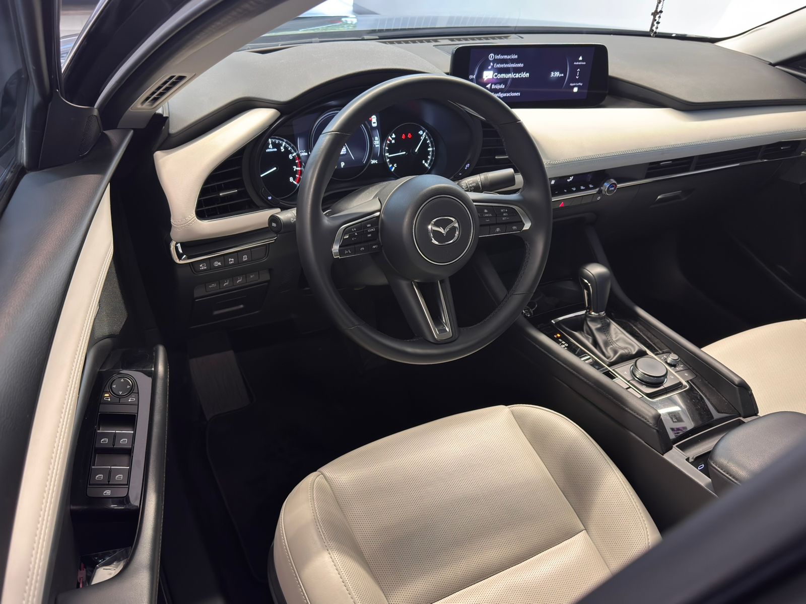 2025 Mazda Mazda 3 2.5 Signature Sedan At