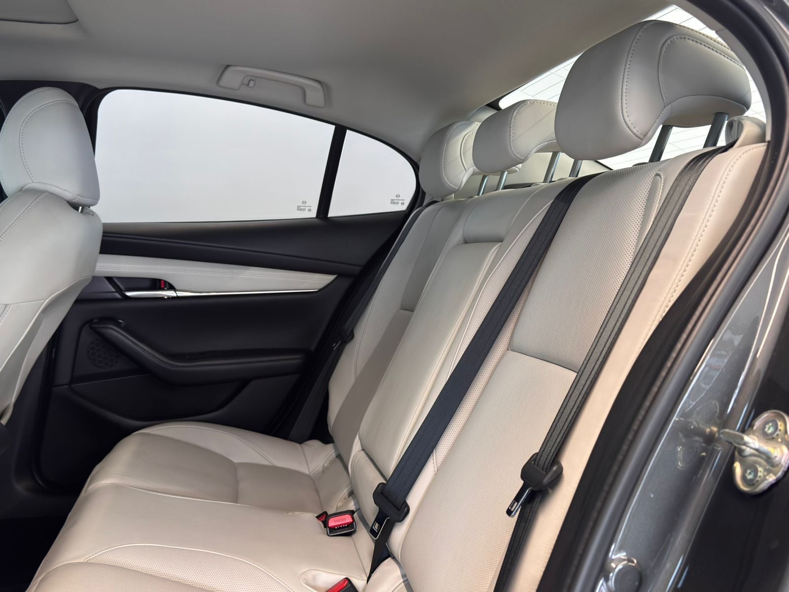 2025 Mazda Mazda 3 2.5 Signature Sedan At