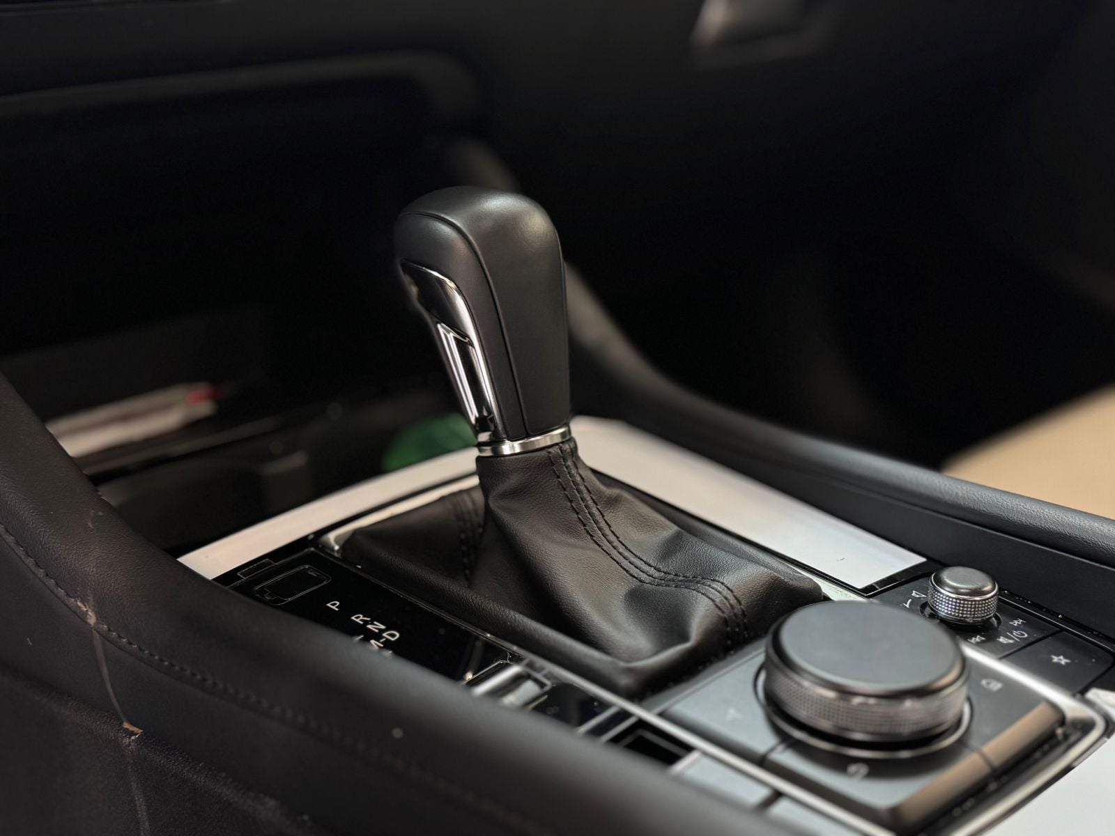 2025 Mazda Mazda 3 2.5 Signature Sedan At