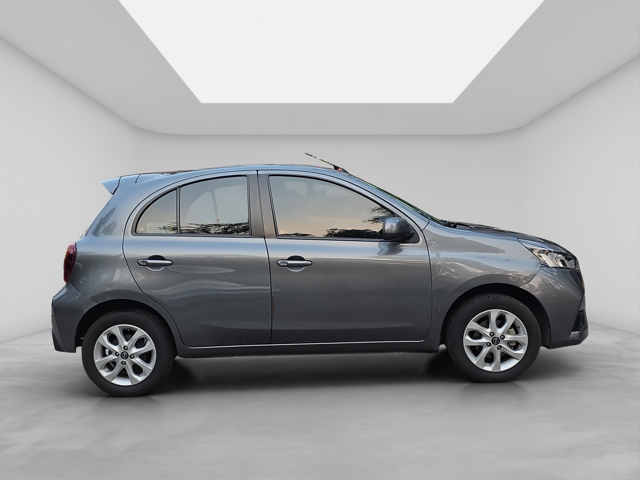 2022 Nissan March 1.6 Advance Mt