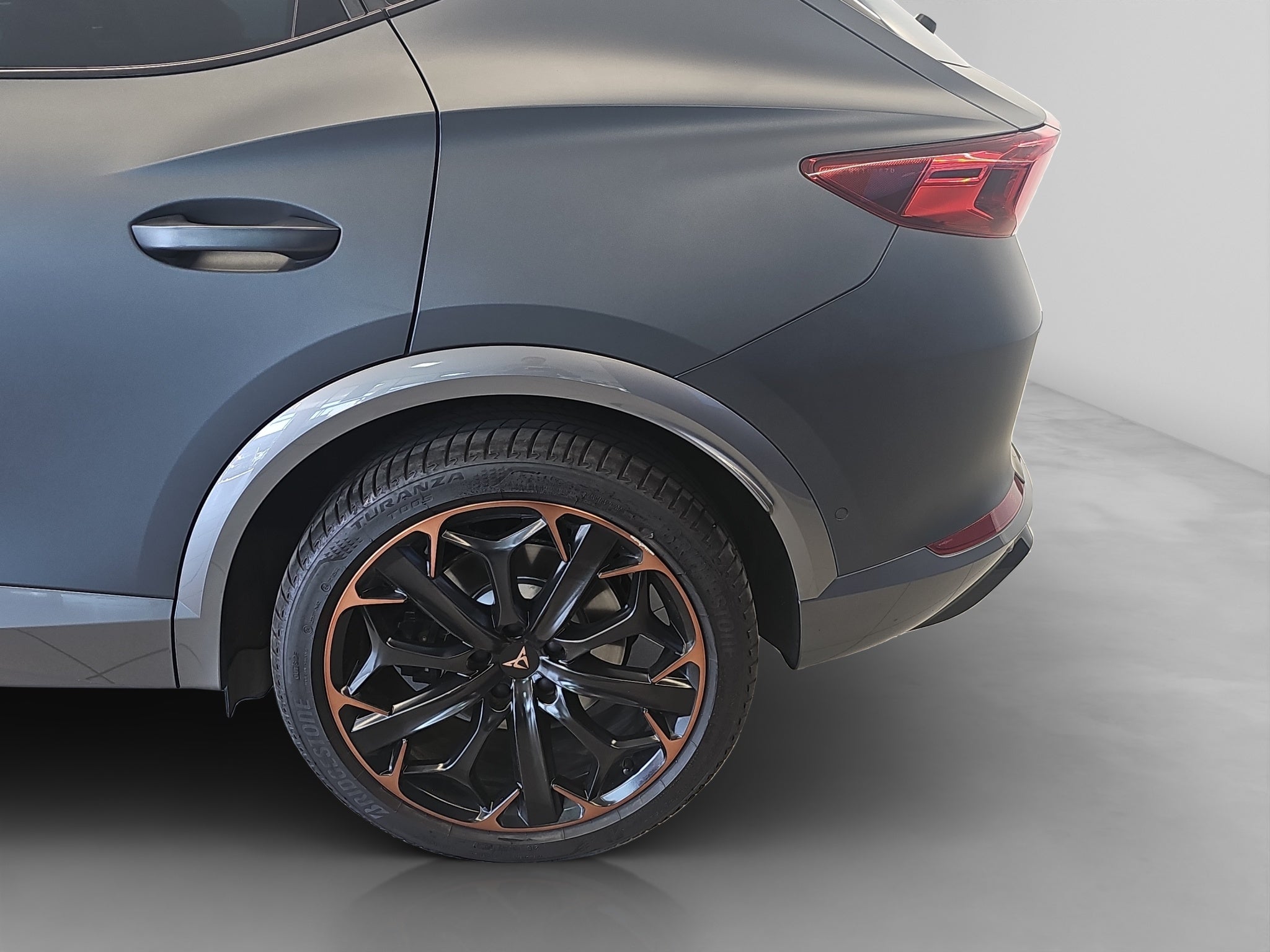 2024 Cupra Formentor 1.4T Phev At