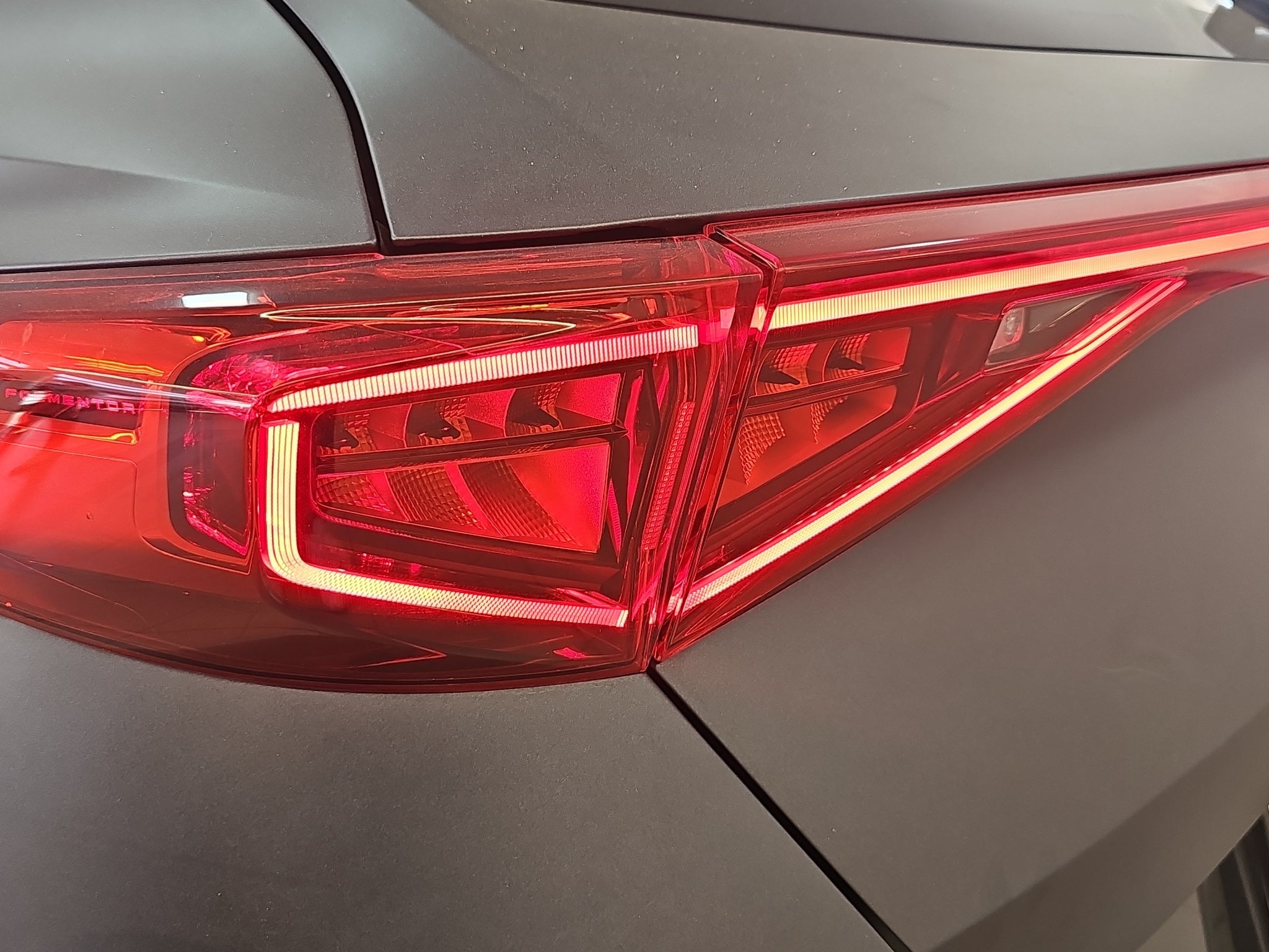 2024 Cupra Formentor 1.4T Phev At