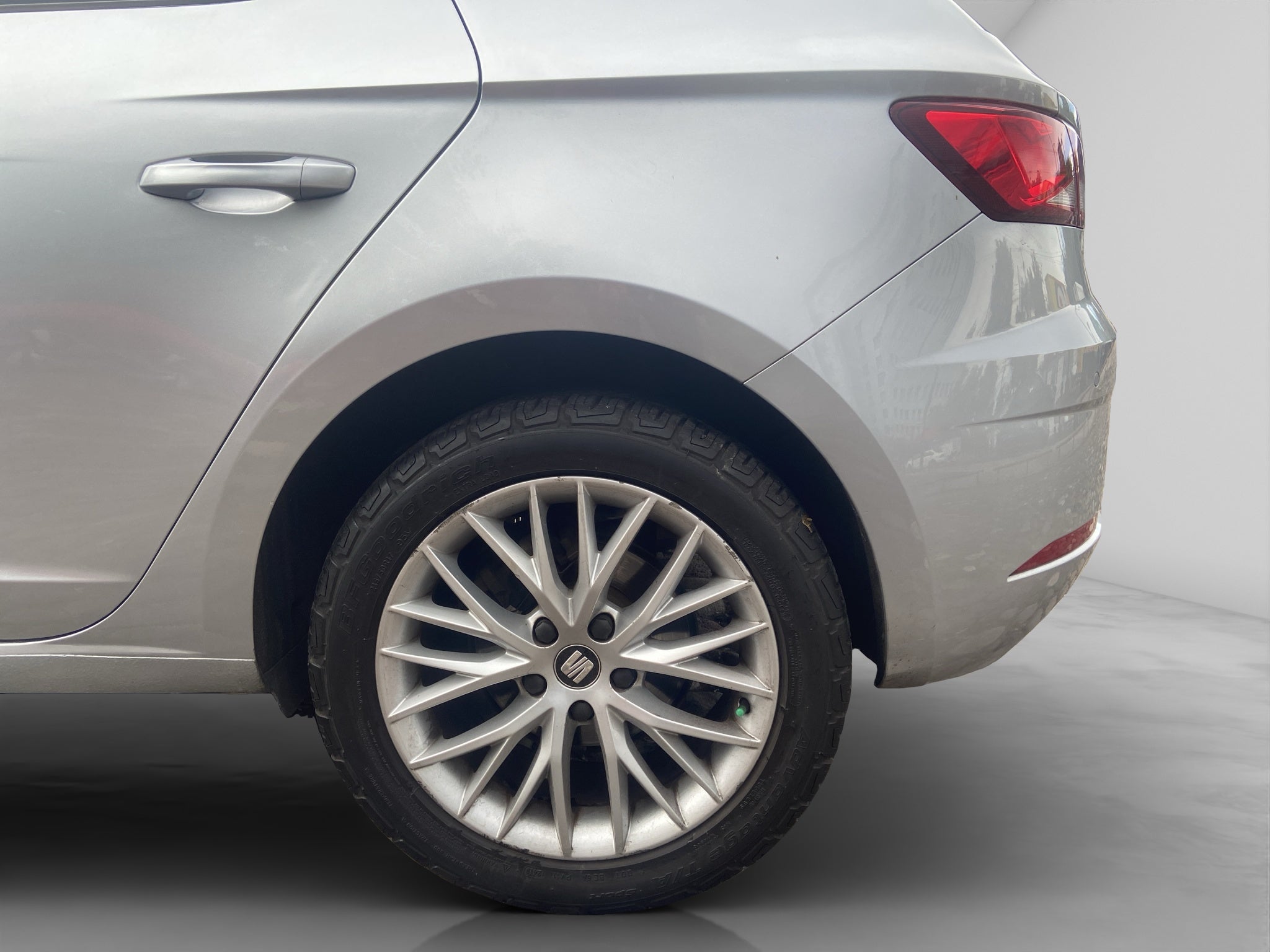 2020 Seat Leon 1.4 Style 5p 150HP Mt