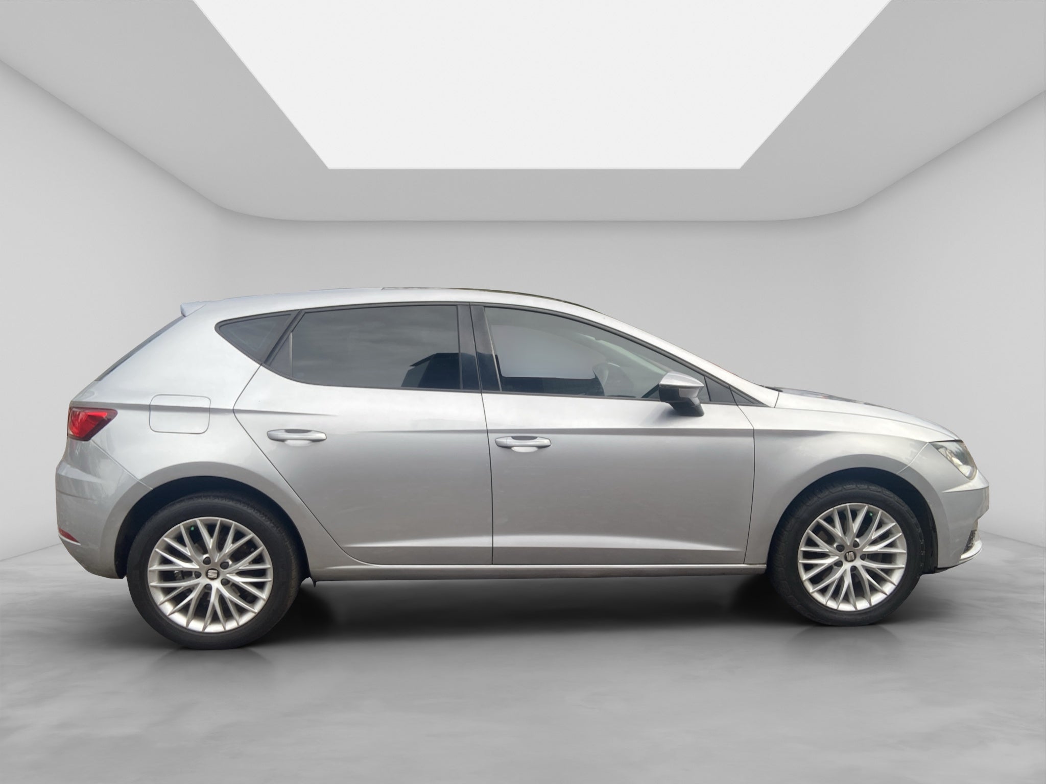 2020 Seat Leon 1.4 Style 5p 150HP Mt