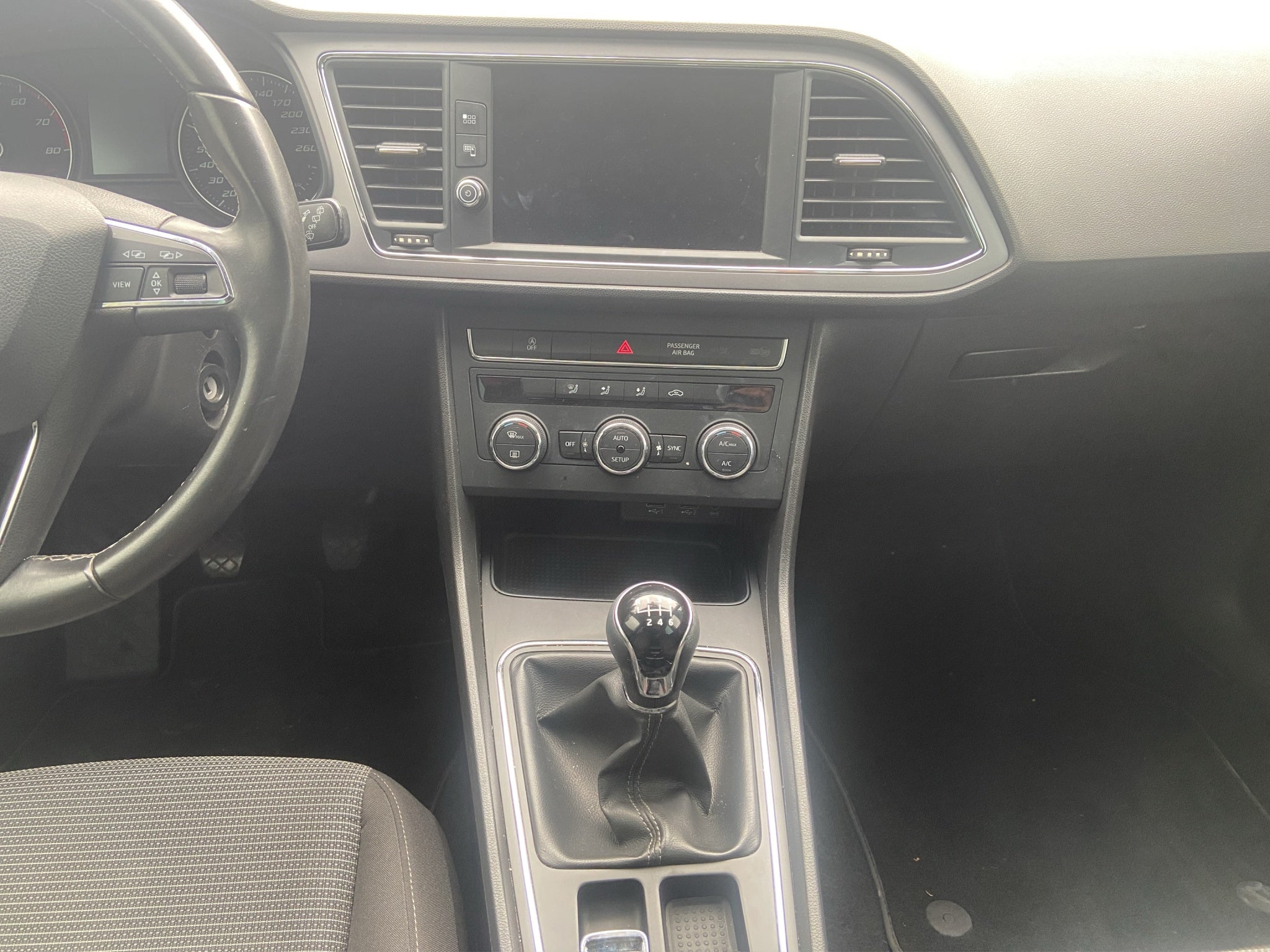 2020 Seat Leon 1.4 Style 5p 150HP Mt