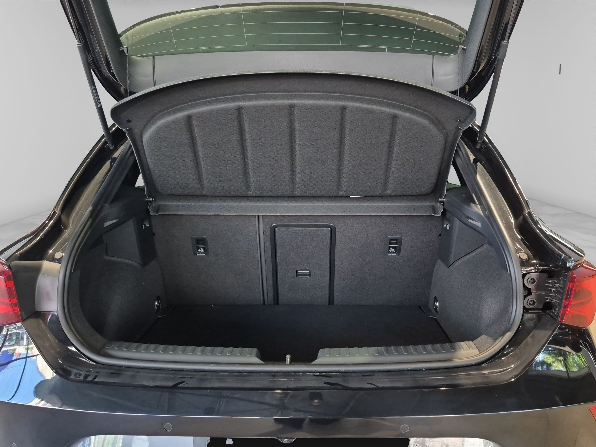 2025 Cupra Leon 2.0 300 At