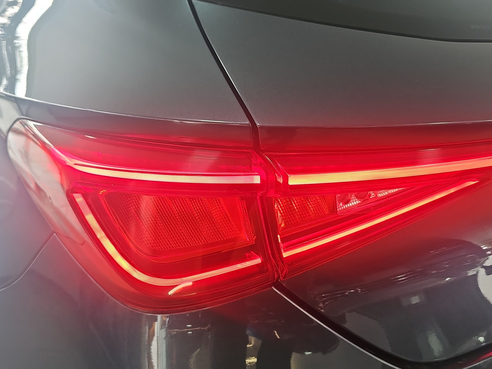 2024 Cupra Leon 2.0 300 At