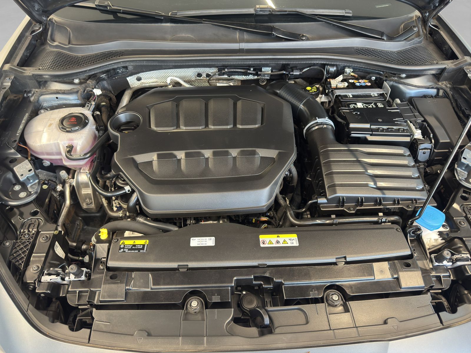 2025 Seat Leon 2.0 TSI 300 HP DSG 7 VEL PIEL/ PAIT MATE